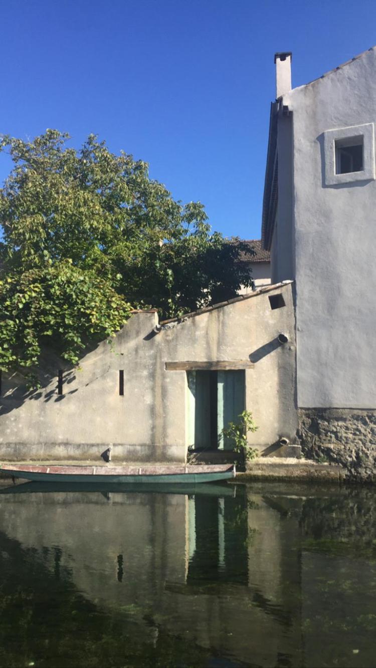 Ferienwohnung Le 40 LʼIsle-sur-la-Sorgue Exterior foto